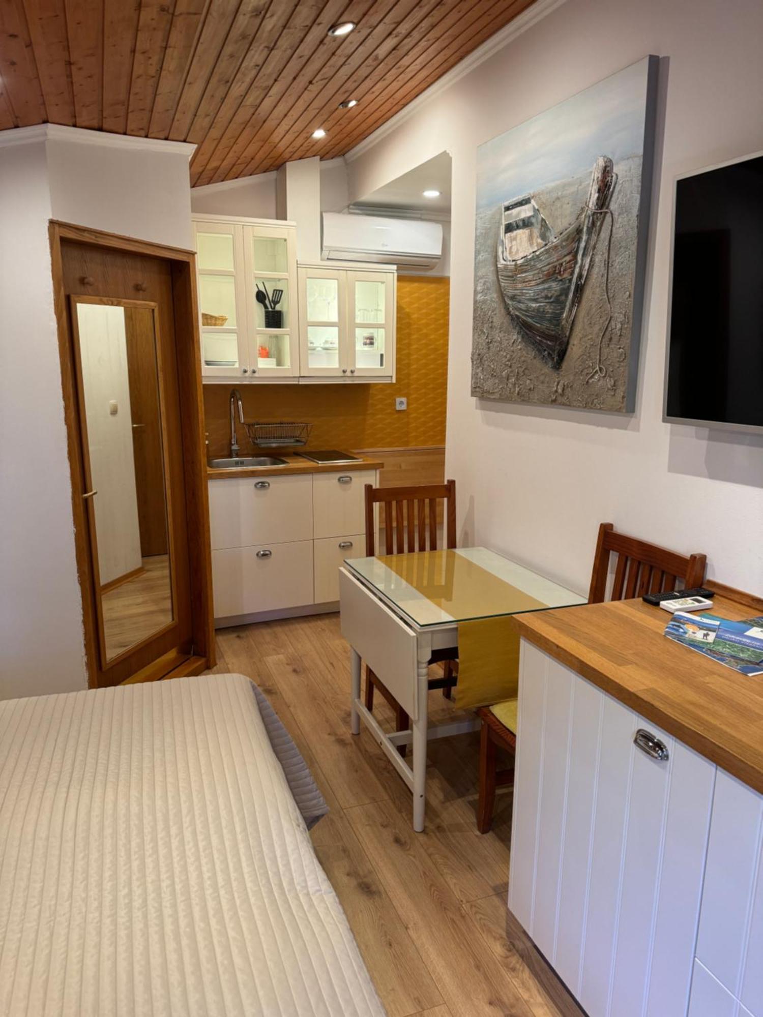 Studio Lorena Mali Lošinj Extérieur photo