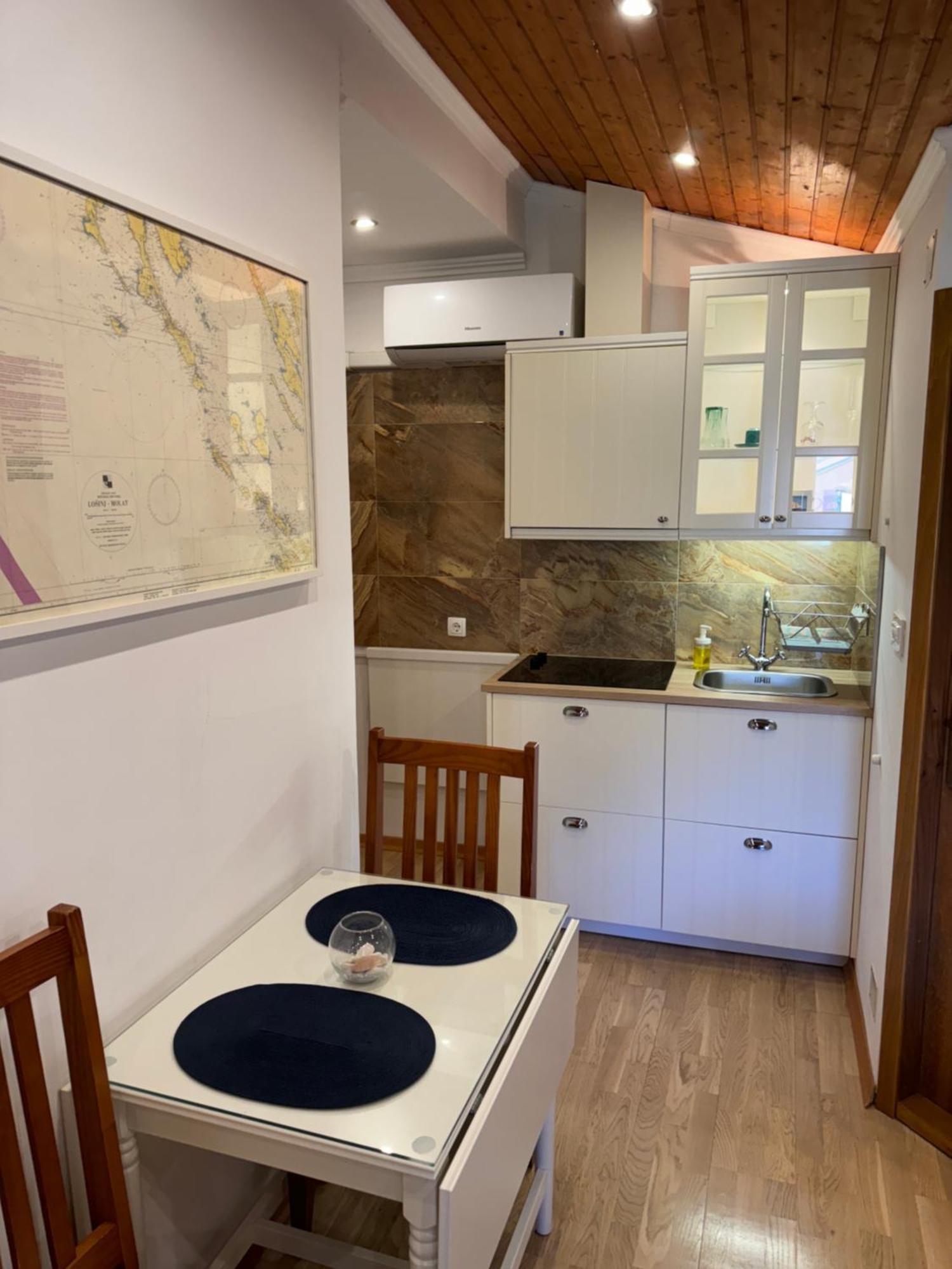 Studio Lorena Mali Lošinj Extérieur photo